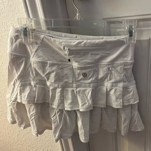 Size 2 luluemon skirt